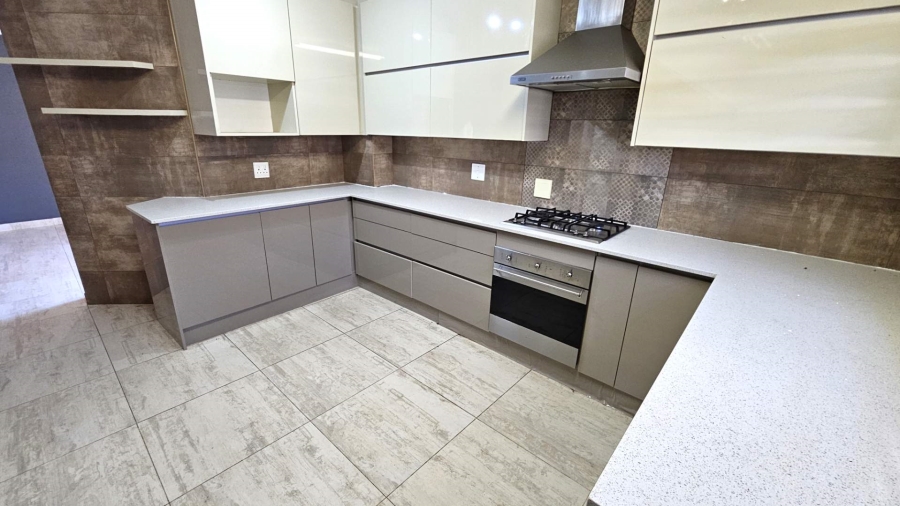4 Bedroom Property for Sale in Melodie North West